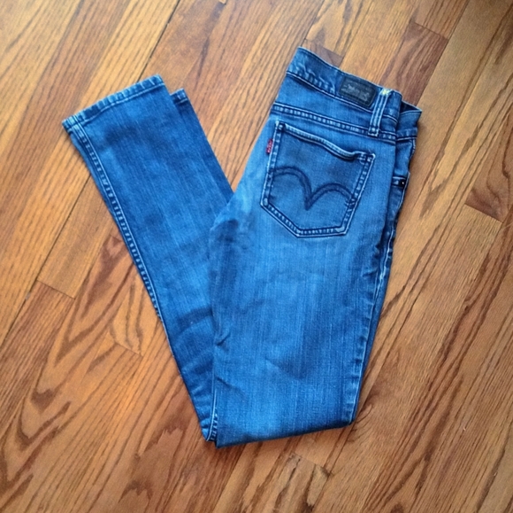 Levi's Denim - ✨like new!! Levi's 524 skinny jeans